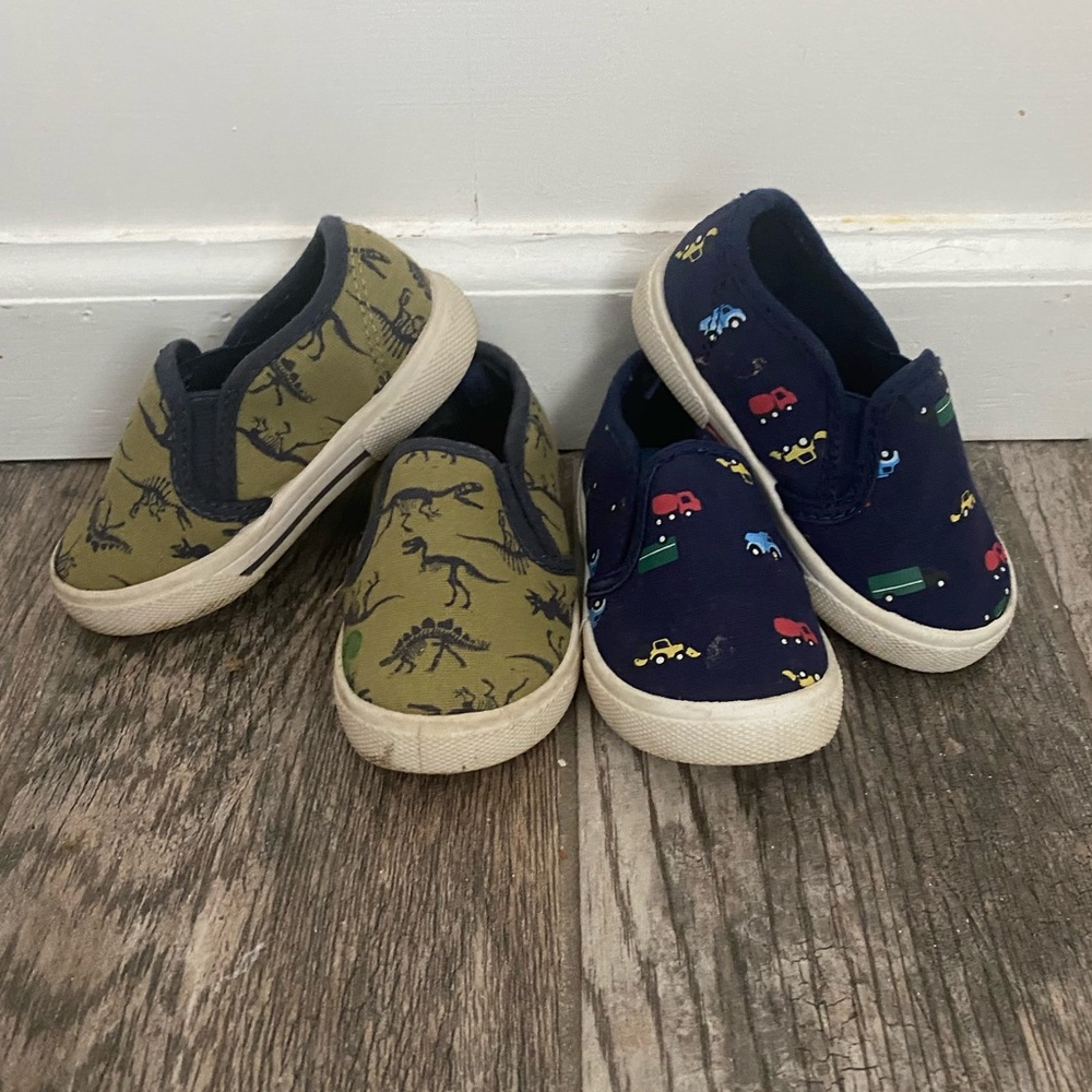 Carter’s slip on sneakers (2 pairs)